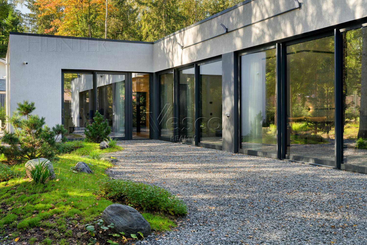 1-этажный коттедж 302 м² с отделкой