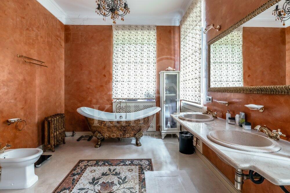 2-этажный коттедж 850 м² с отделкой