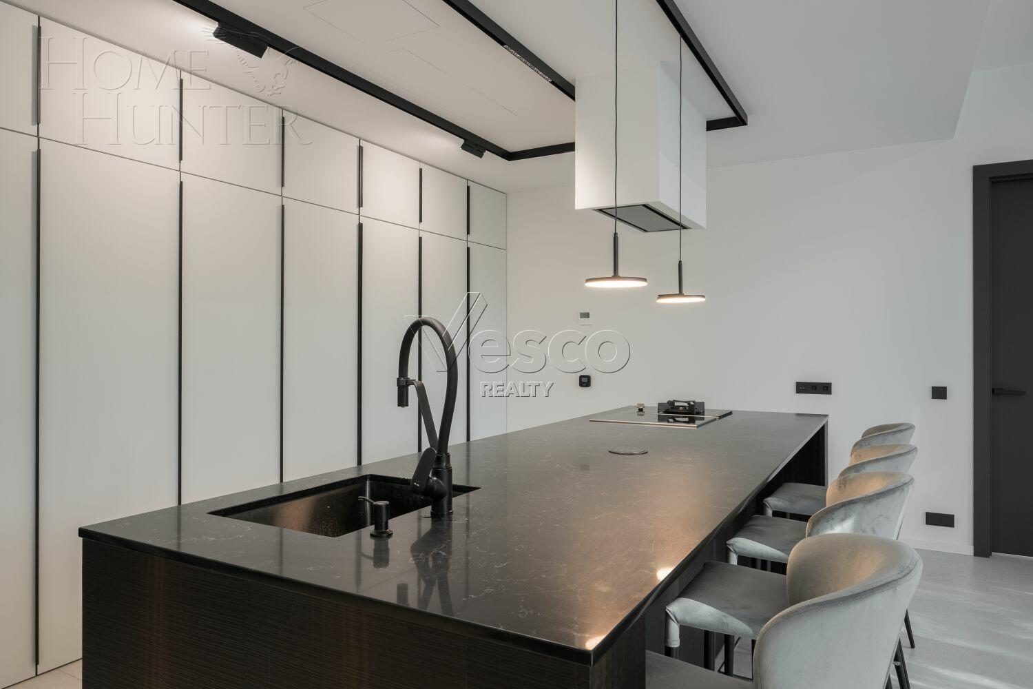 1-этажный коттедж 302 м² с отделкой