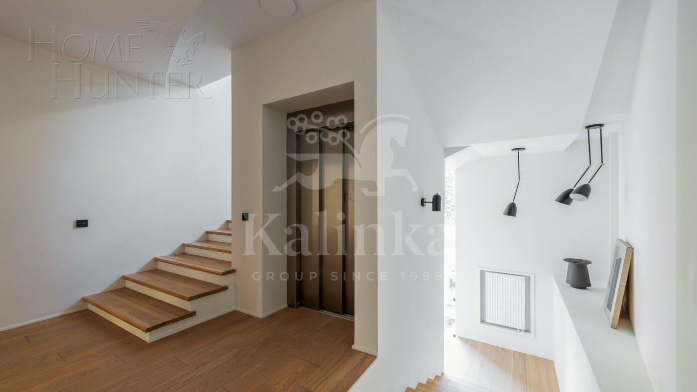 2-этажный коттедж 830 м² без отделки