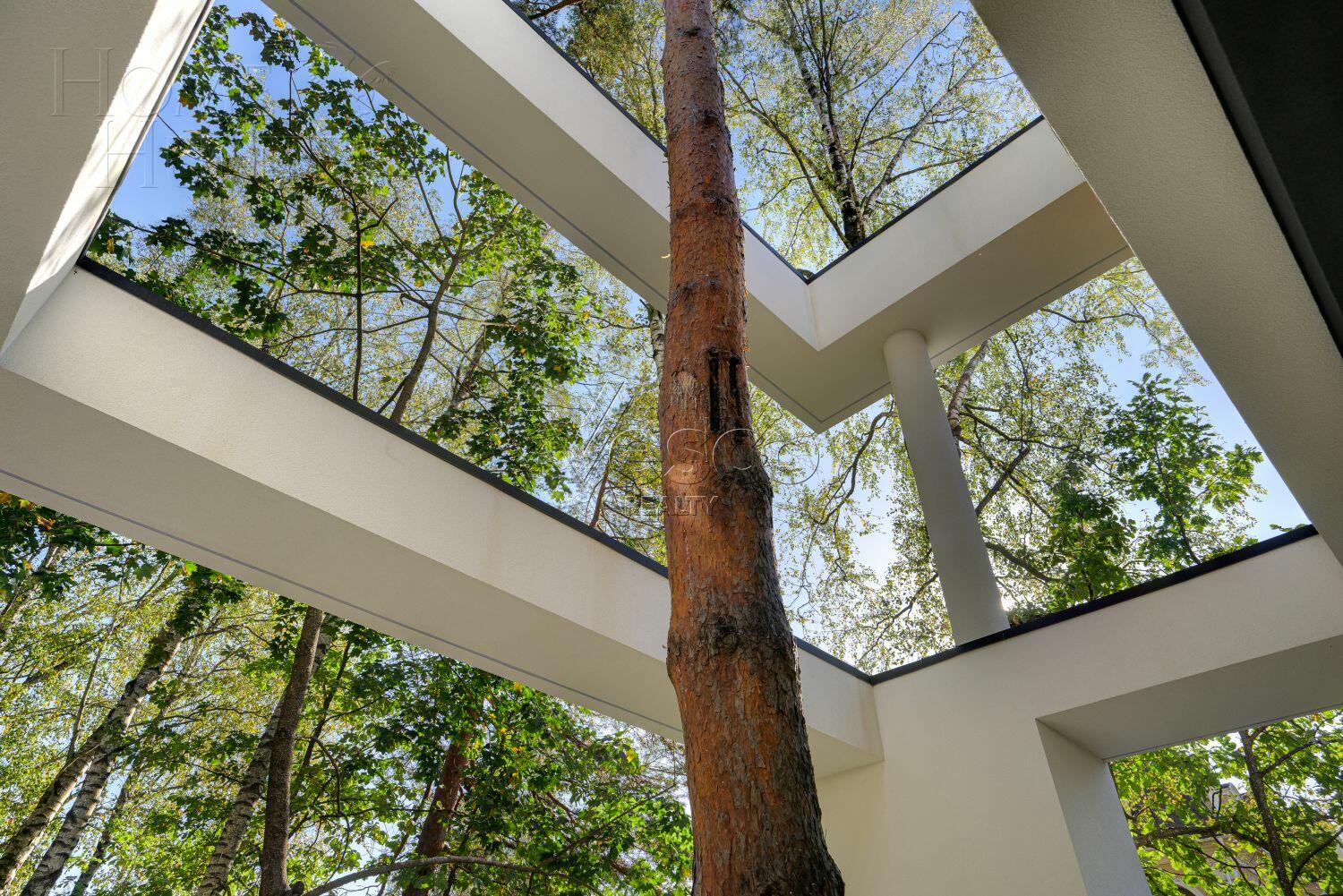 2-этажный коттедж 650 м² с отделкой