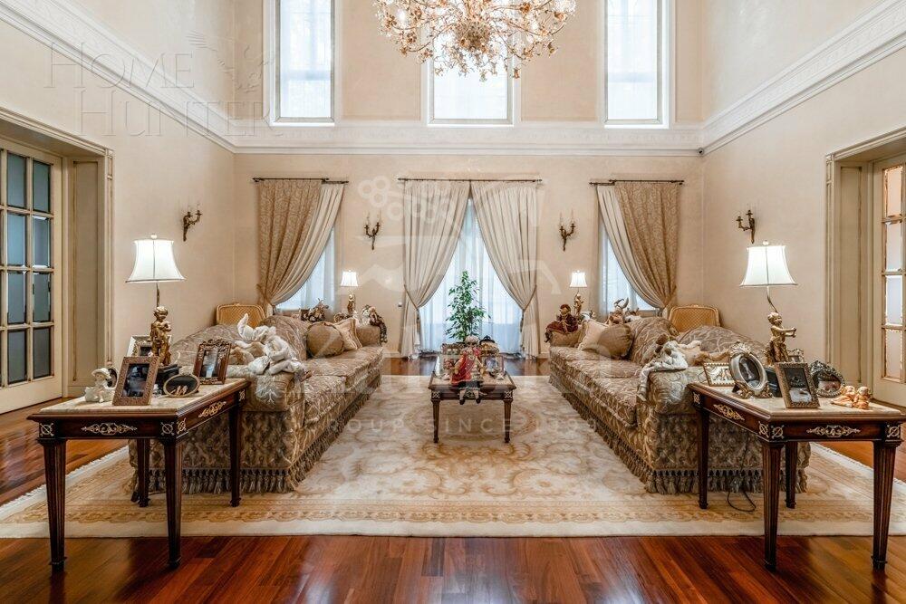 2-этажный коттедж 850 м² с отделкой