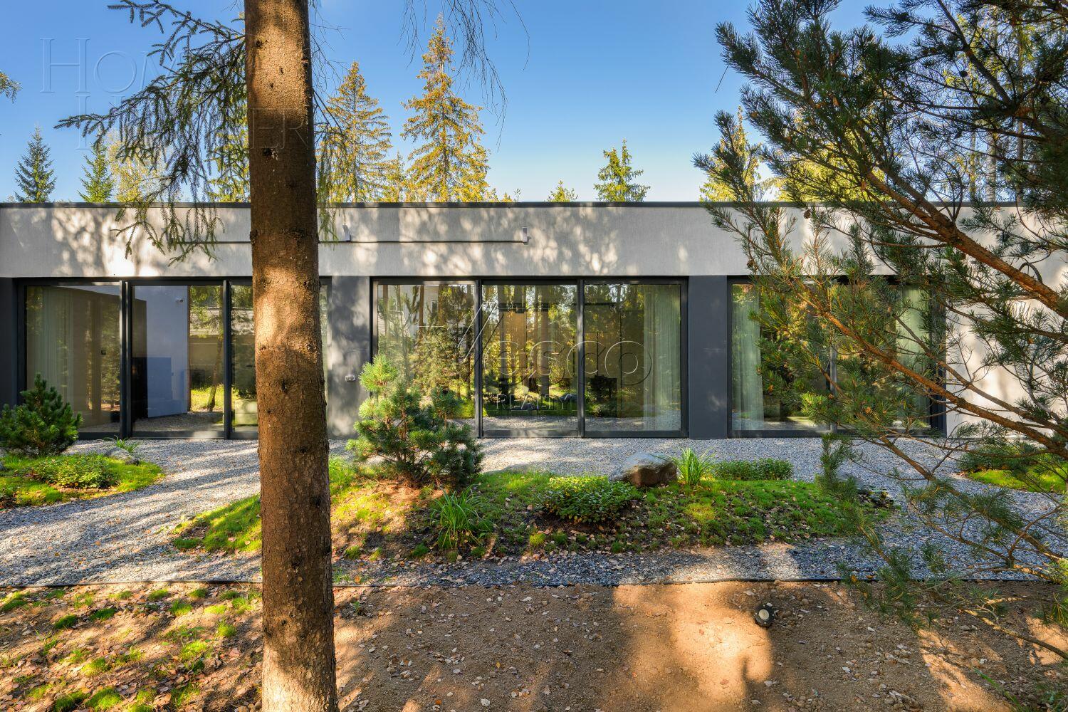 1-этажный коттедж 302 м² с отделкой