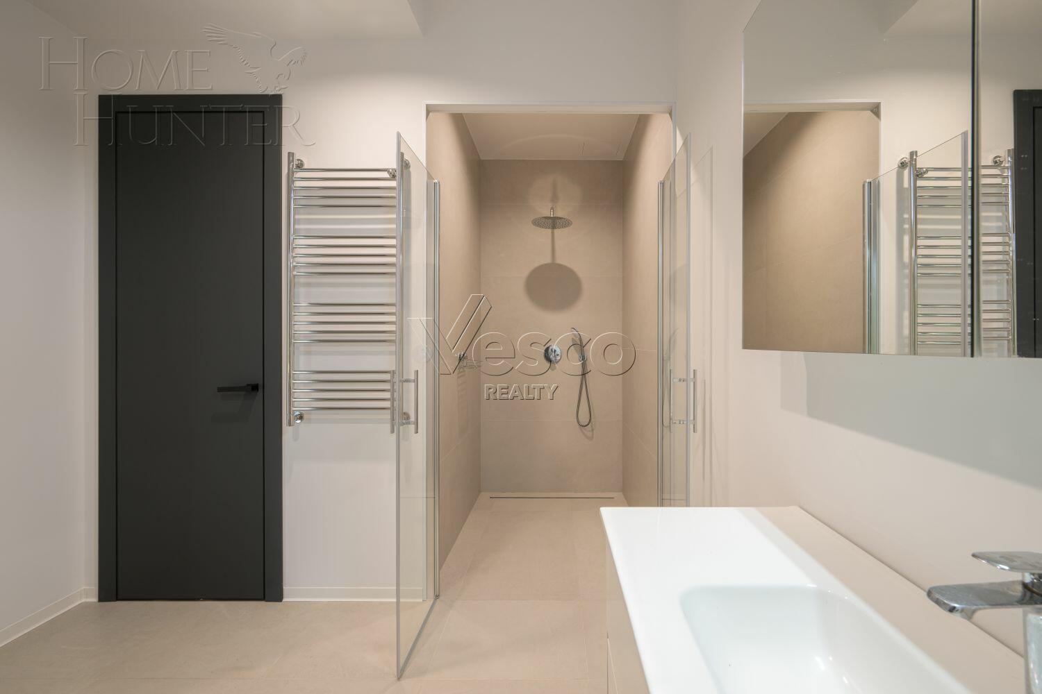 1-этажный коттедж 302 м² с отделкой