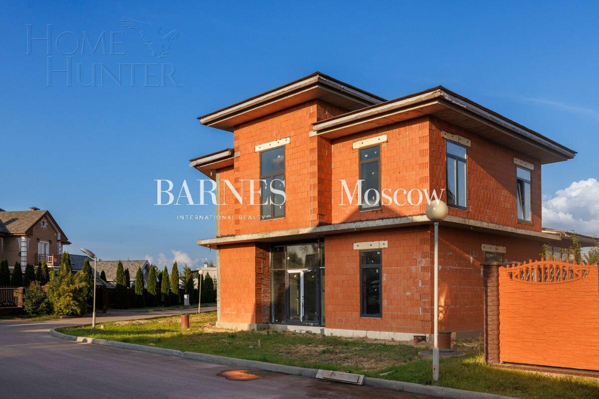 2-этажный коттедж 800 м² без отделки