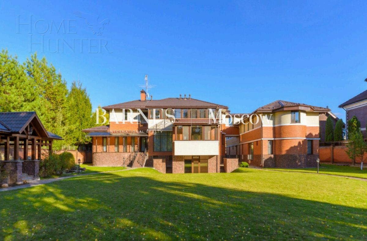 2-этажный коттедж 720 м² с отделкой