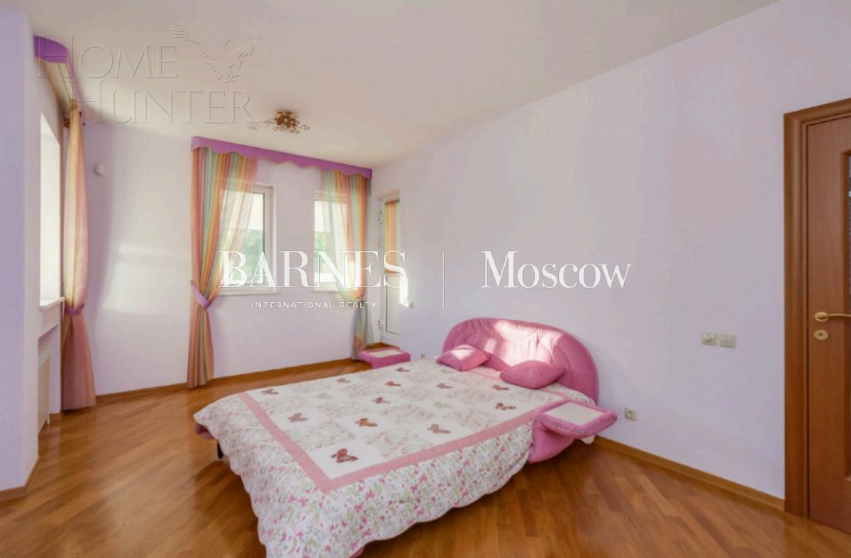 2-этажный коттедж 720 м² с отделкой