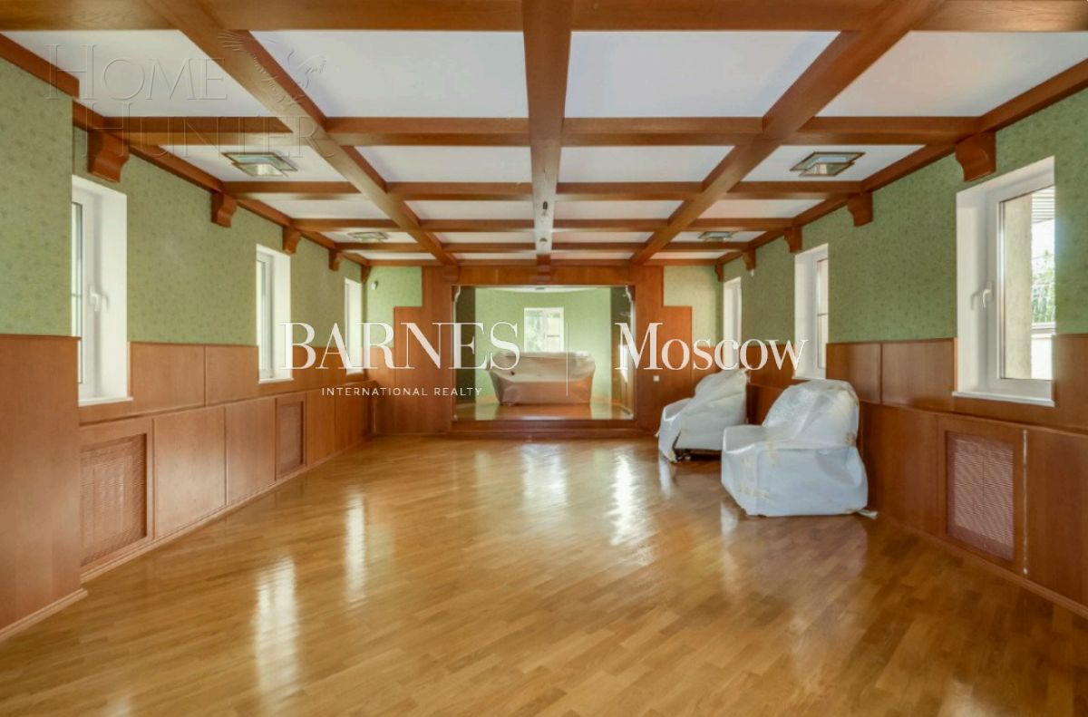 2-этажный коттедж 720 м² с отделкой