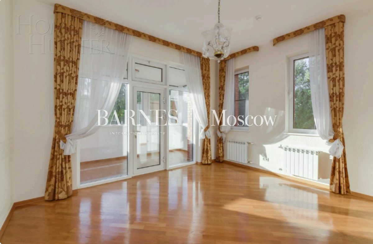 2-этажный коттедж 720 м² с отделкой