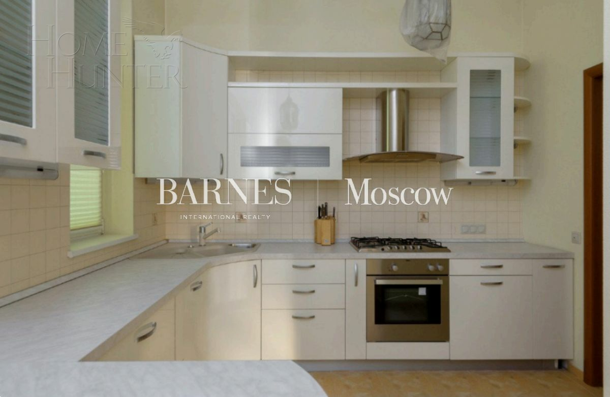 2-этажный коттедж 720 м² с отделкой