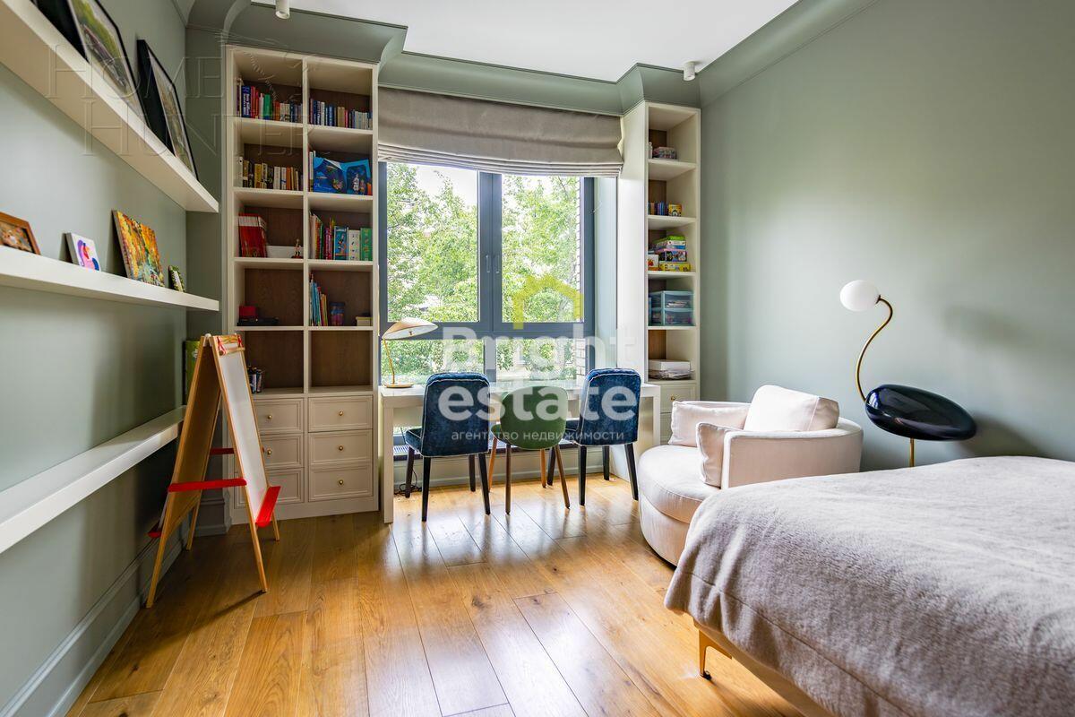 5-КОМН. КВАРТИРА С ОТДЕЛКОЙ 249 М² НА 4 ЭТАЖЕ