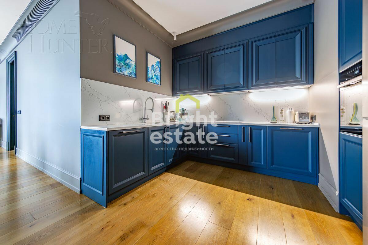 5-КОМН. КВАРТИРА С ОТДЕЛКОЙ 249 М² НА 4 ЭТАЖЕ