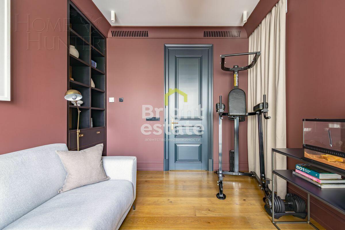 5-КОМН. КВАРТИРА С ОТДЕЛКОЙ 249 М² НА 4 ЭТАЖЕ