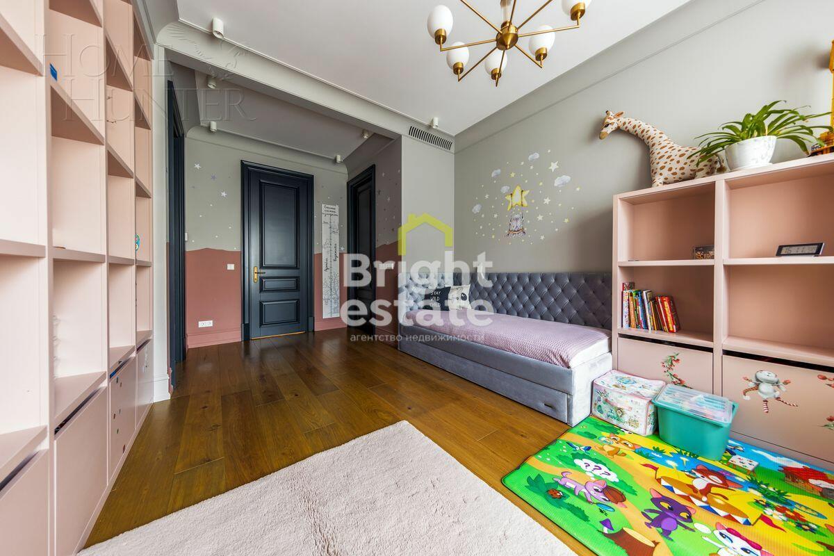 5-КОМН. КВАРТИРА С ОТДЕЛКОЙ 249 М² НА 4 ЭТАЖЕ