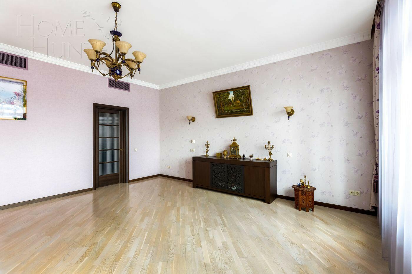 3-КОМН. КВАРТИРА С ОТДЕЛКОЙ 146.5 М² НА 4 ЭТАЖЕ