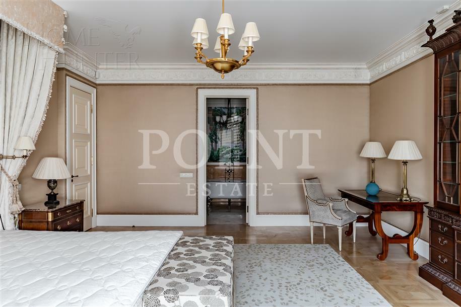 6-КОМН. КВАРТИРА С ОТДЕЛКОЙ 323.5 М² НА 3 ЭТАЖЕ