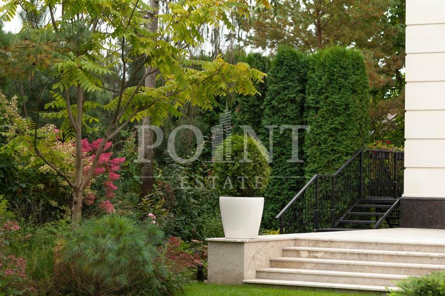 2-этажный коттедж 1 153 м² с отделкой