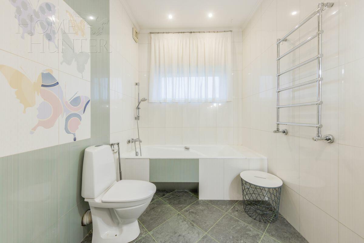 2-этажный коттедж 500 м² с отделкой