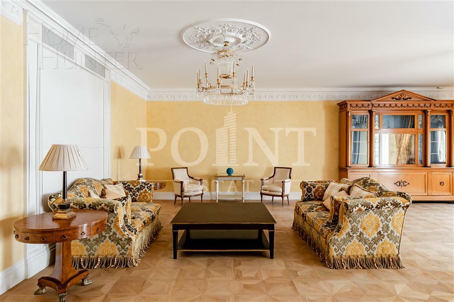 6-КОМН. КВАРТИРА С ОТДЕЛКОЙ 323.5 М² НА 3 ЭТАЖЕ