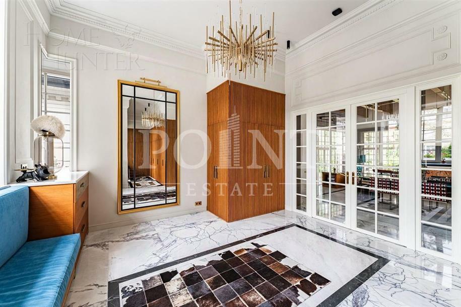 2-этажный коттедж 1 153 м² с отделкой