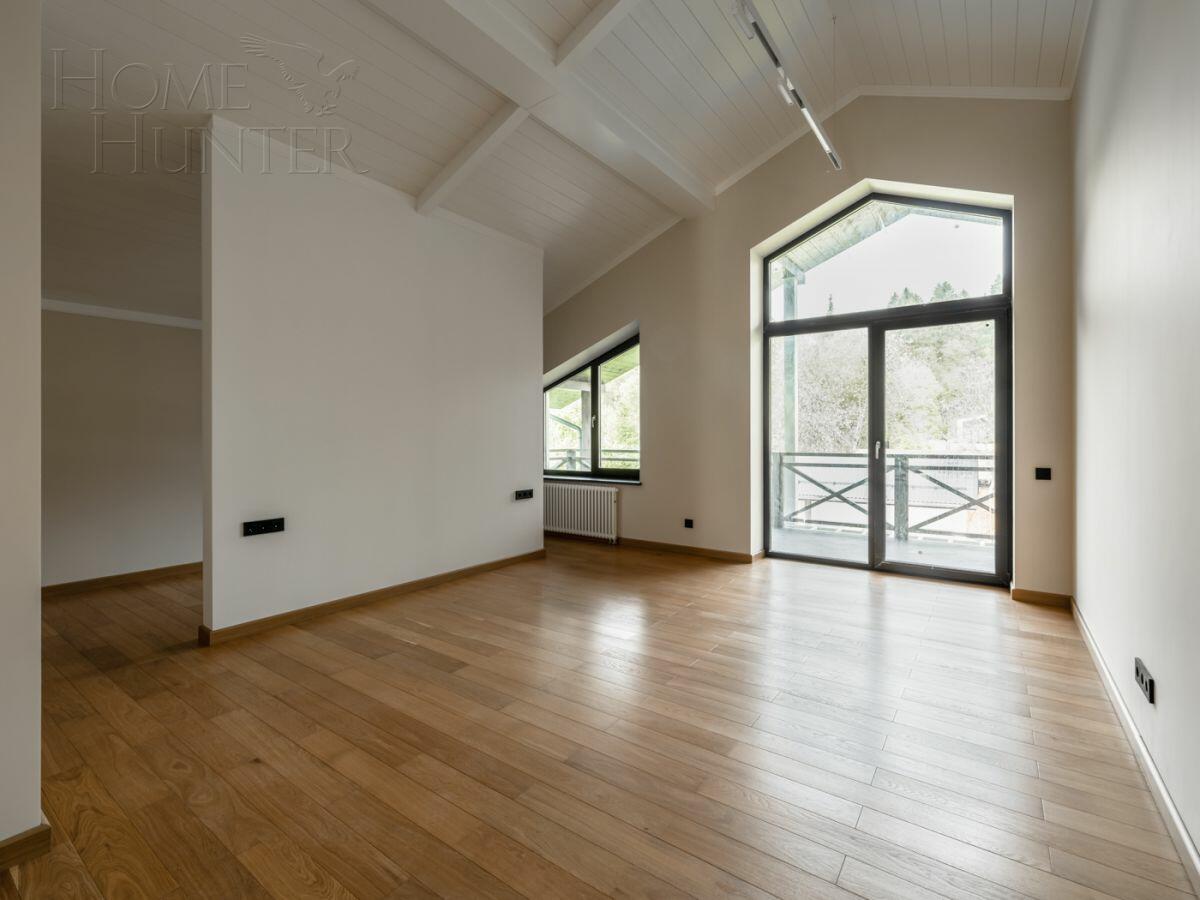 2-этажный коттедж 290 м² с отделкой