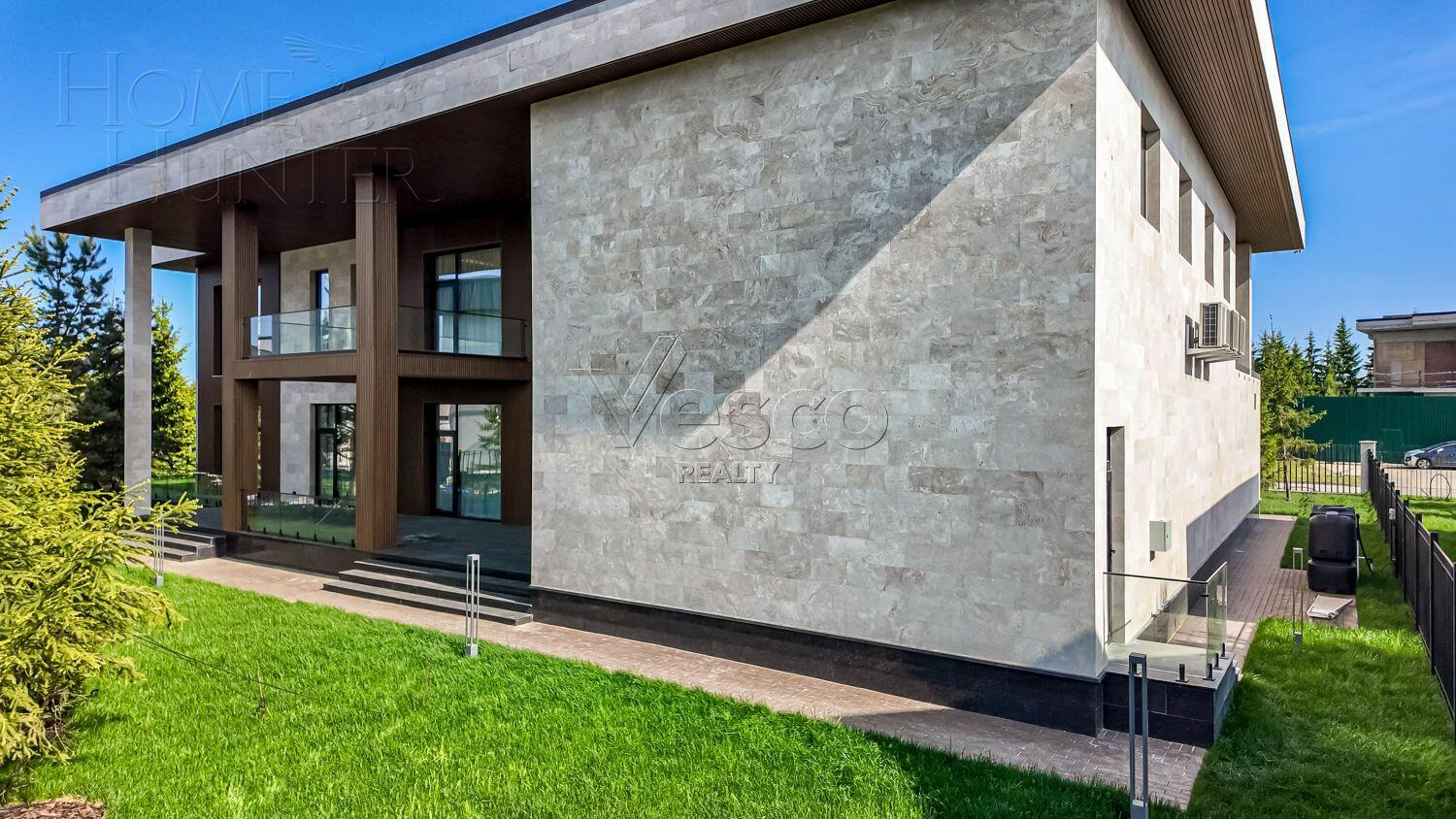 2-этажный коттедж 942 м² с отделкой