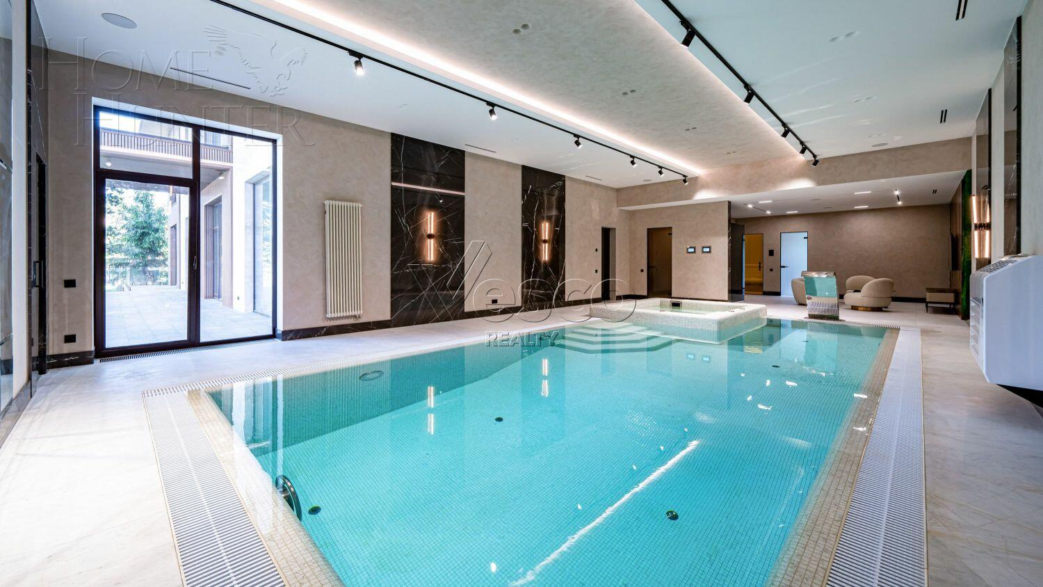 2-этажный коттедж 942 м² с отделкой