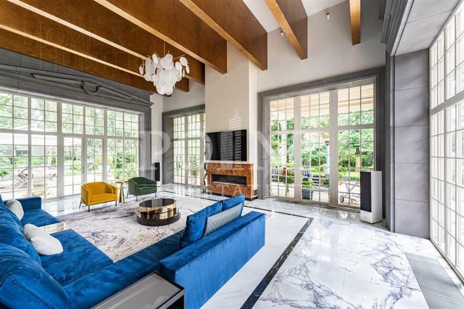 2-этажный коттедж 1 153 м² с отделкой