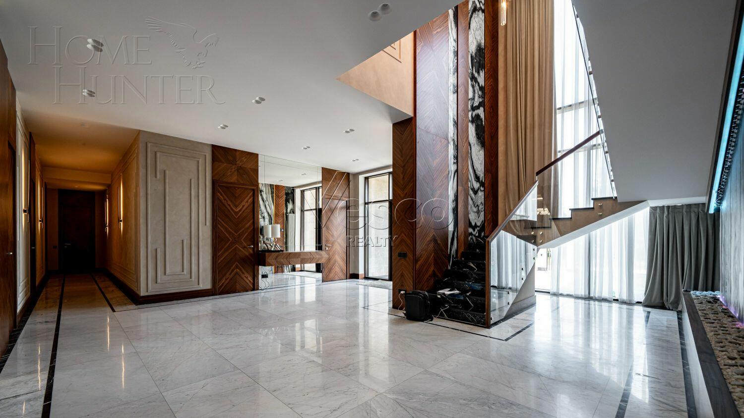 2-этажный коттедж 942 м² с отделкой