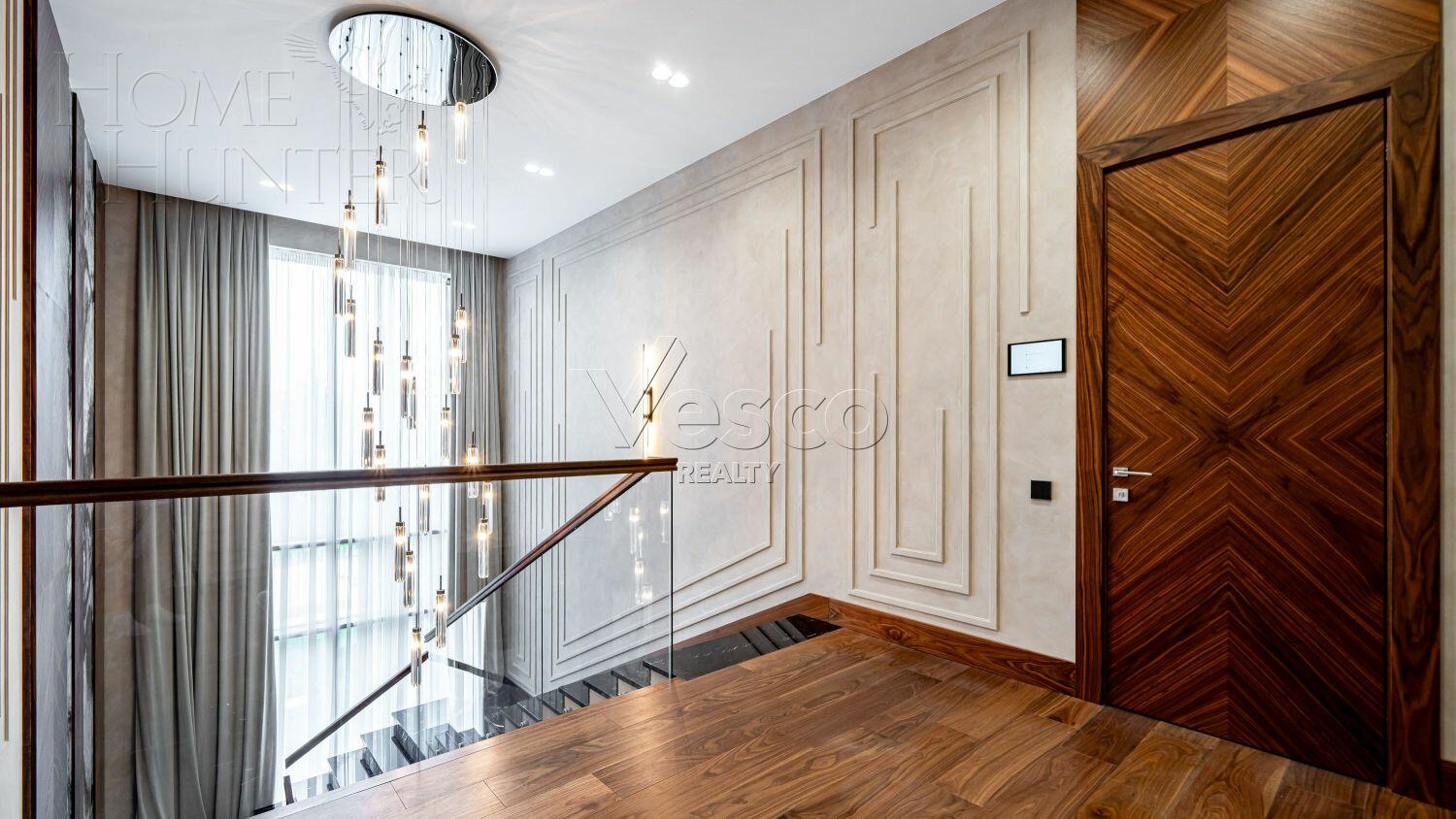 2-этажный коттедж 942 м² с отделкой