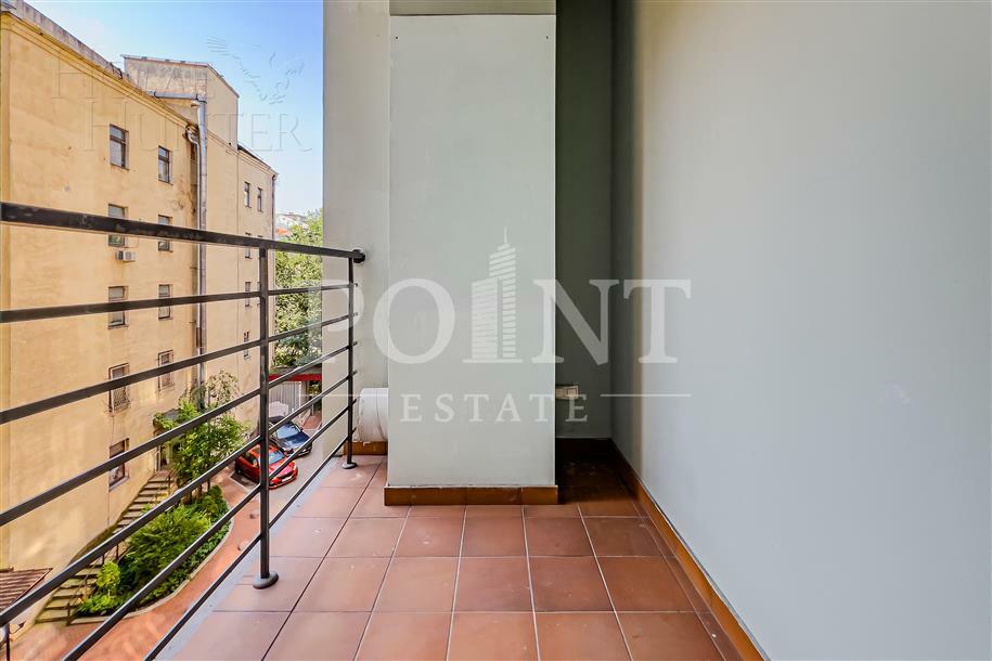 6-КОМН. КВАРТИРА С ОТДЕЛКОЙ 323.5 М² НА 3 ЭТАЖЕ