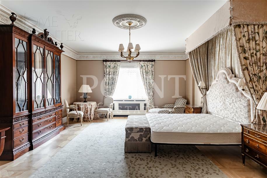 6-КОМН. КВАРТИРА С ОТДЕЛКОЙ 323.5 М² НА 3 ЭТАЖЕ