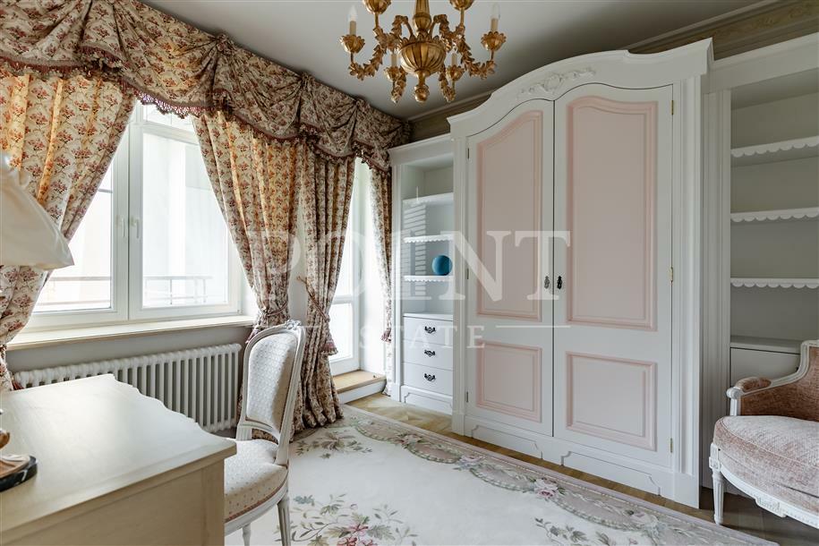 6-КОМН. КВАРТИРА С ОТДЕЛКОЙ 323.5 М² НА 3 ЭТАЖЕ