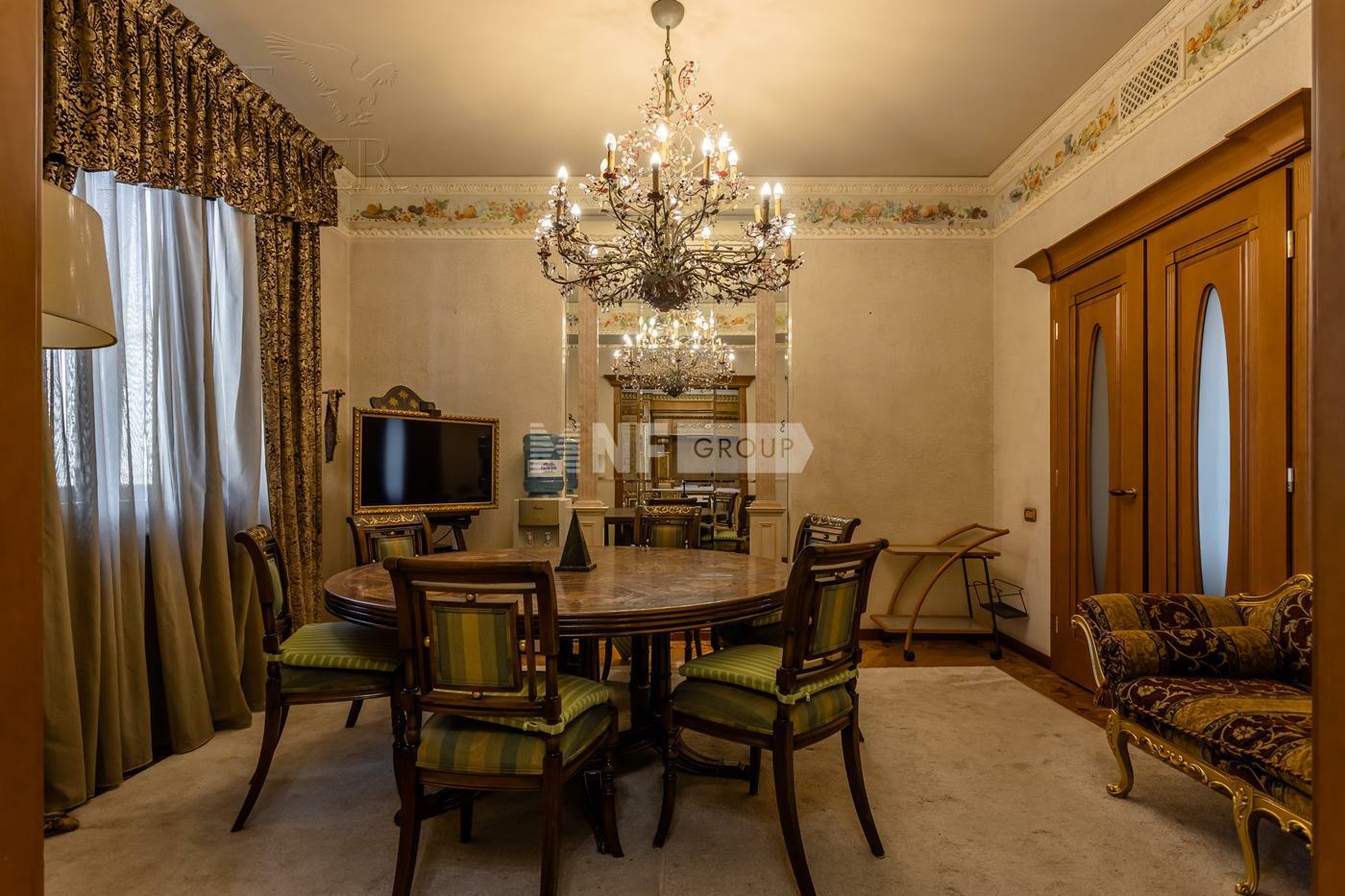 6-КОМН. КВАРТИРА С ОТДЕЛКОЙ 260.1 М² НА 8 ЭТАЖЕ