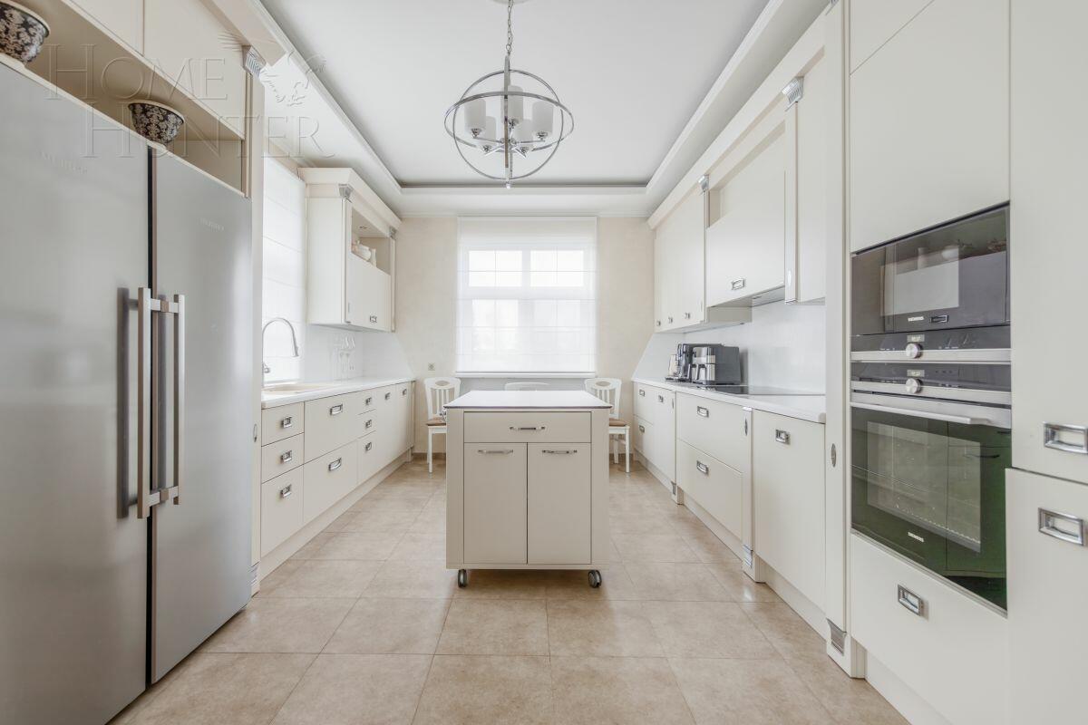 2-этажный коттедж 500 м² с отделкой