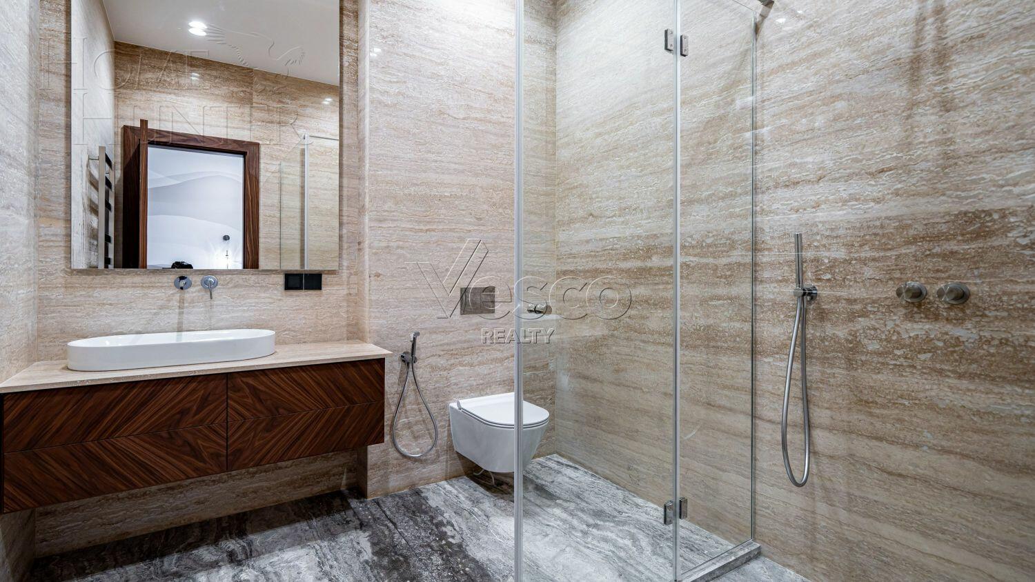 2-этажный коттедж 942 м² с отделкой