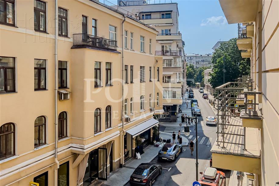 6-КОМН. КВАРТИРА С ОТДЕЛКОЙ 323.5 М² НА 3 ЭТАЖЕ