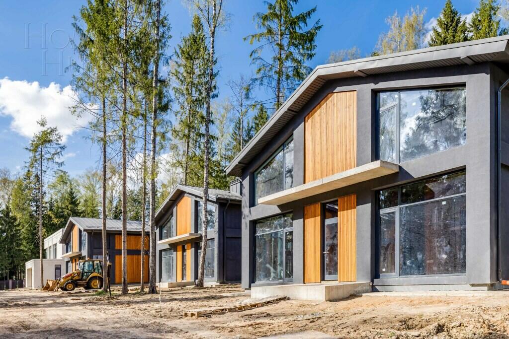 2-этажный коттедж 520 м² без отделки