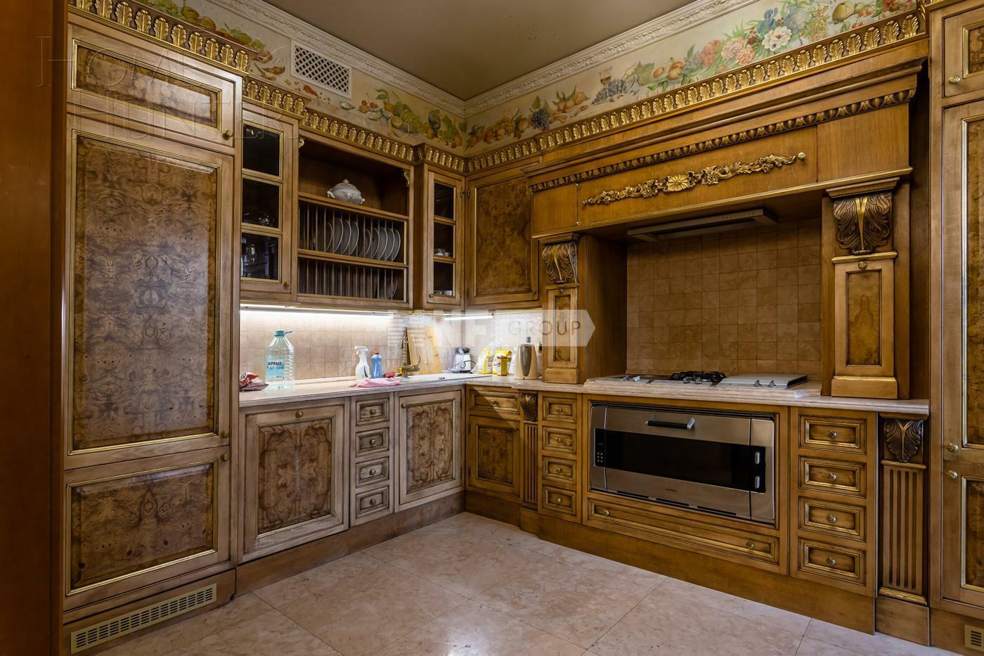6-КОМН. КВАРТИРА С ОТДЕЛКОЙ 260.1 М² НА 8 ЭТАЖЕ