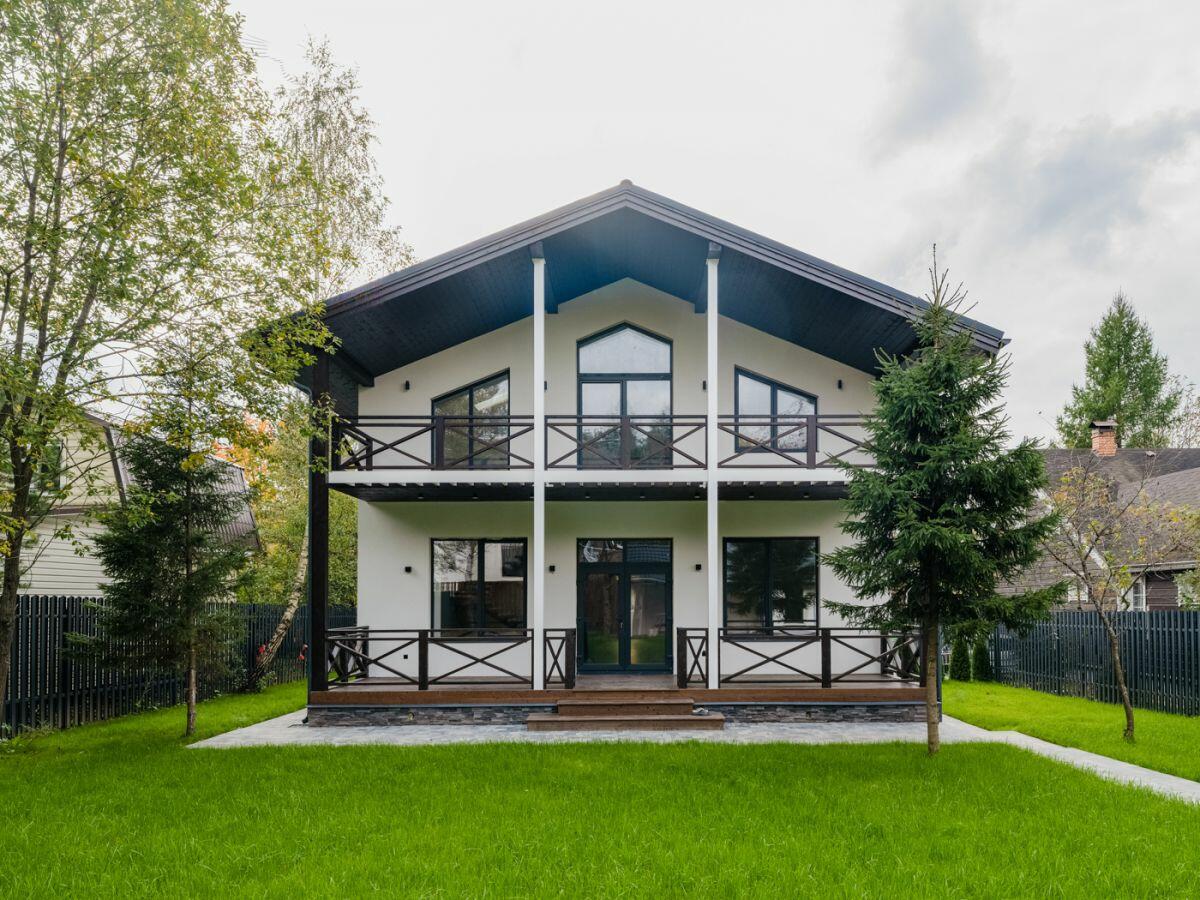 2-этажный коттедж 290 м² с отделкой