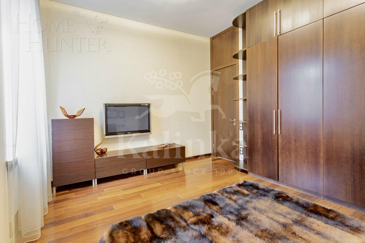 3-КОМН. КВАРТИРА С ОТДЕЛКОЙ 135 М² НА 4 ЭТАЖЕ