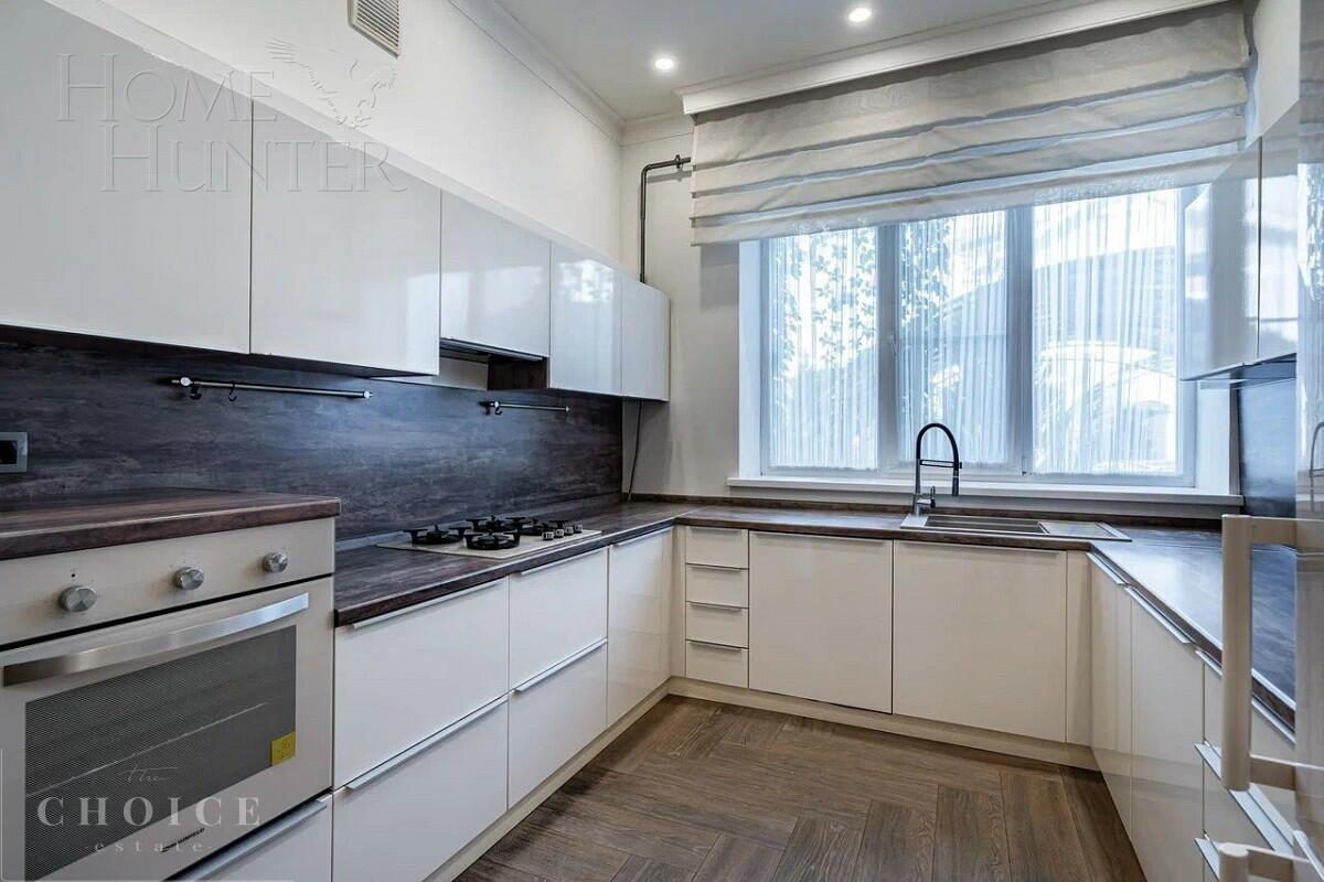 3-этажный таунхаус 200 м² с отделкой