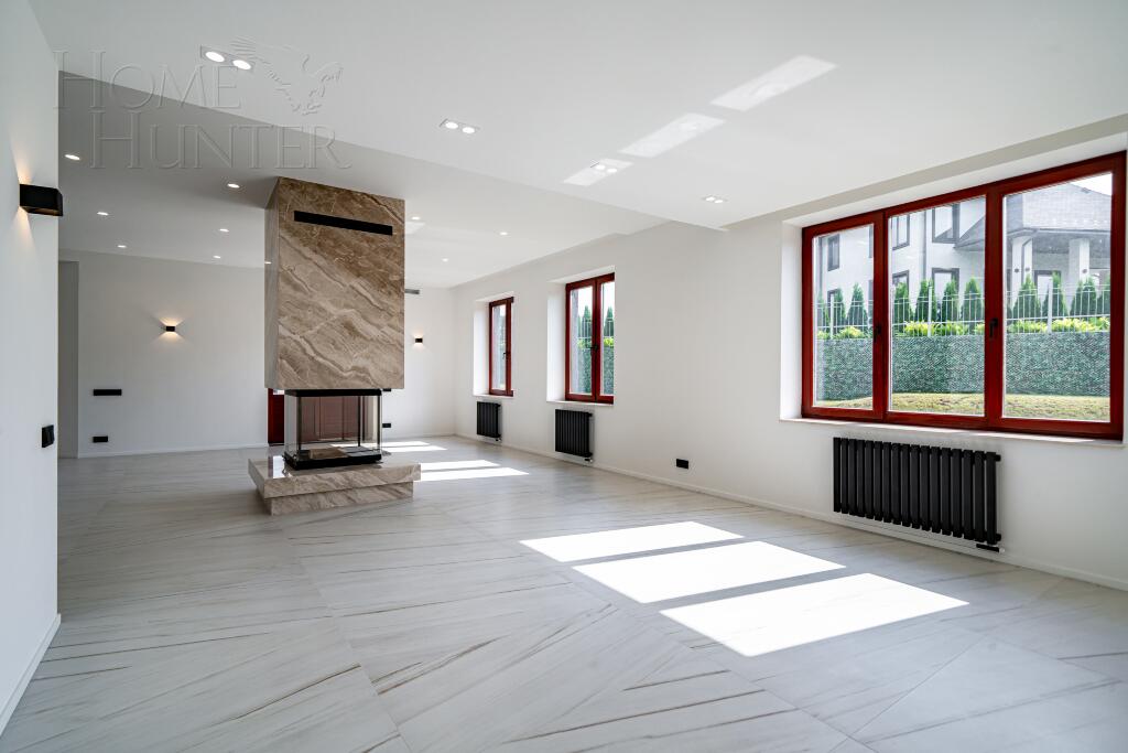 2-этажный коттедж 693 м² с отделкой