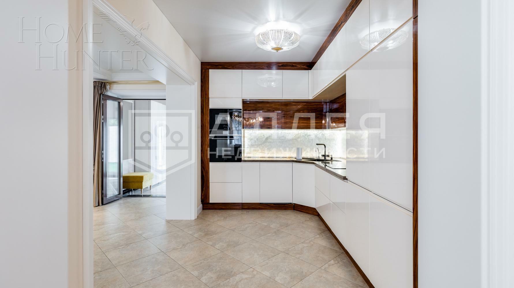 2-этажный коттедж 550 м² с отделкой