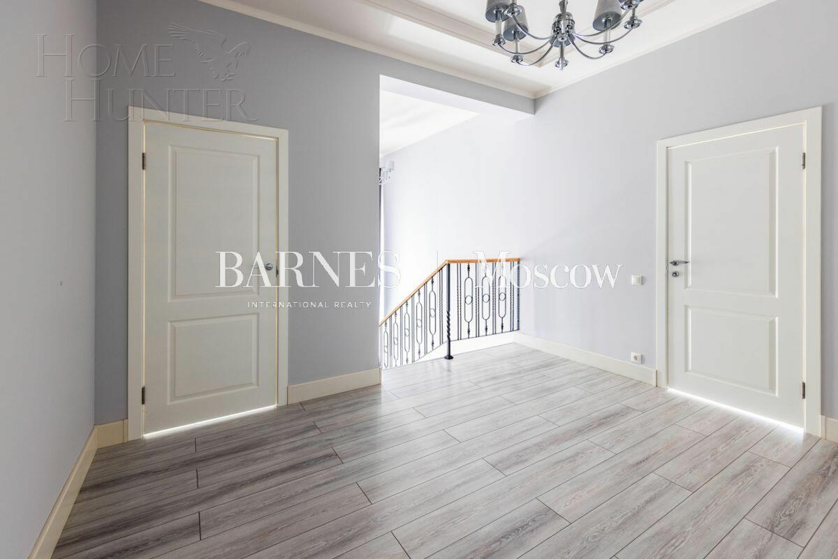 2-этажный коттедж 304 м² с отделкой