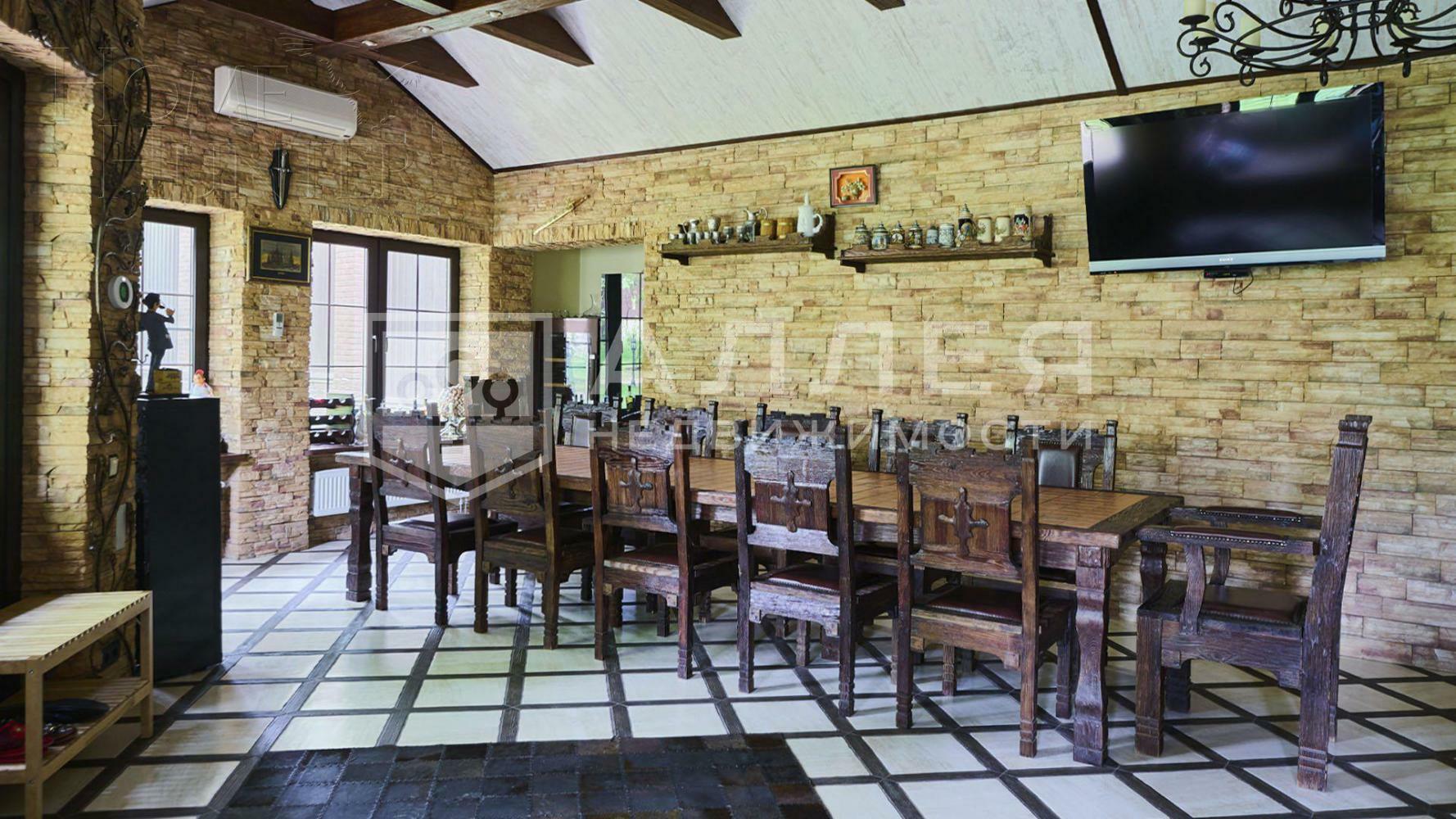 2-этажный коттедж 800 м² с отделкой