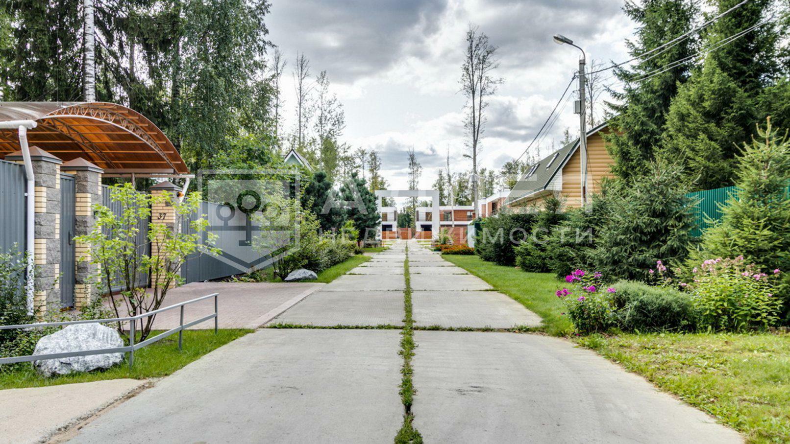 2-этажный коттедж 800 м² с отделкой