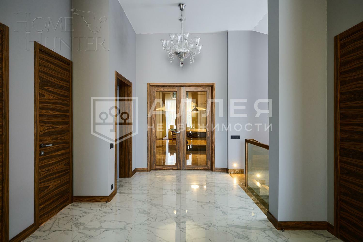 3-этажный коттедж 800 м² с отделкой