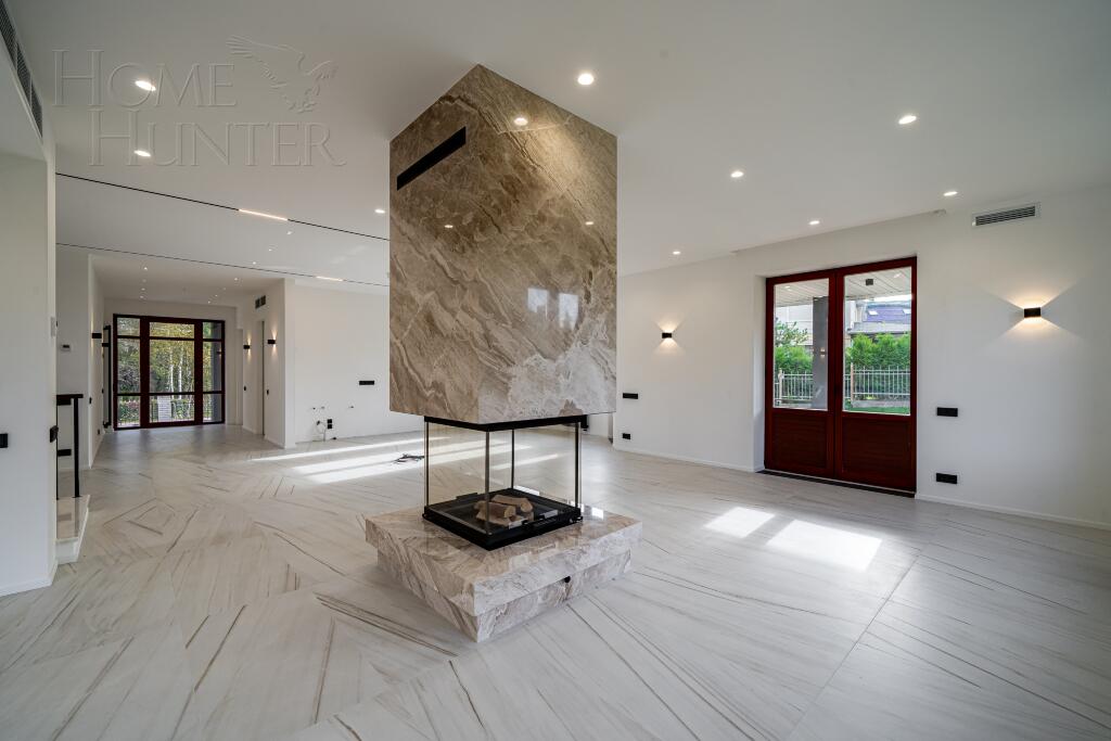 2-этажный коттедж 693 м² с отделкой