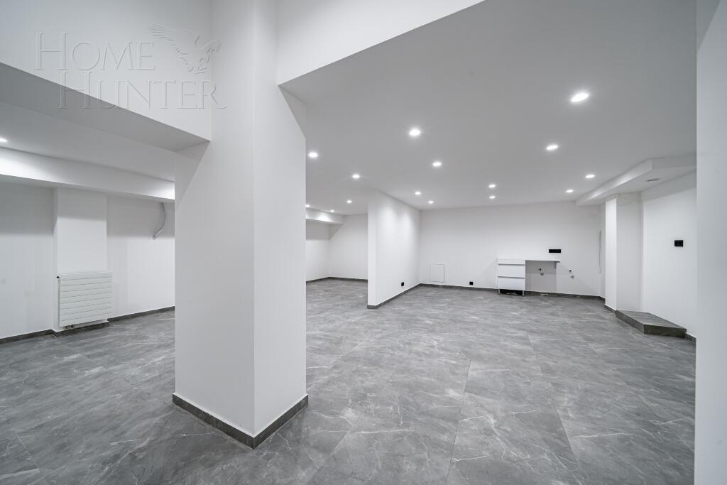 2-этажный коттедж 693 м² с отделкой